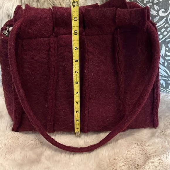 The Winding Road Burgundy Patchwork Ultra Thick Felt Zipper Tote Bag Pure - Picture 5 of 10